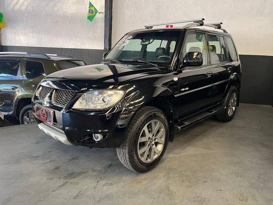 MITSUBISHI PAJERO TR4 2.0 4X4 16V 140CV FLEX 4P AUTOMÁTICO MITSUBISHI PAJERO TR4 2.0 4X4 16V 140CV FLEX 4P AUTOMÁTICO